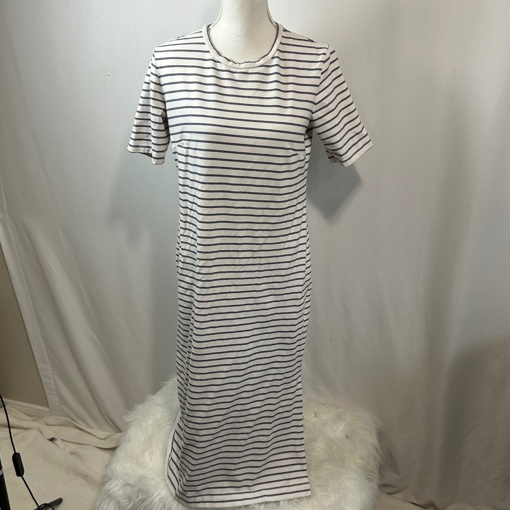 Striped Midi T Shirt Dress Casual Everyday Comfortable Stylish